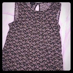 Jones New York sleeveless blouse